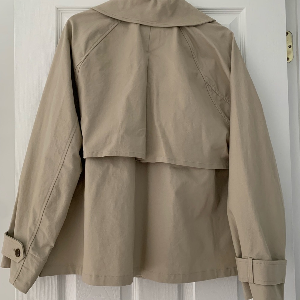 Old Navy Women's Beige Trench Coat - Picture 2 of 5